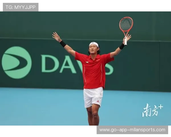 她曾被骂到想退役，如今成了张之臻的支柱，张之臻吧